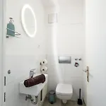 Rob's - Zentrale Design-suite Am Opernplatz, 2 Zimmer, 2 Baeder Und Top-ausstattung Appartement