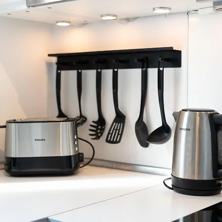 Appartement Rob's - Zentrale Design-suite Am Opernplatz, 2 Zimmer, 2 Baeder Und Top-ausstattung