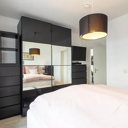 Rob's - Zentrale Design-suite Am Opernplatz, 2 Zimmer, 2 Baeder Und Top-ausstattung Lägenhet *