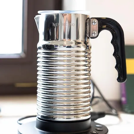 Апартаменты Rob's - Zentrale Design-suite Am Opernplatz, 2 Zimmer, 2 Baeder Und Top-ausstattung Эссен