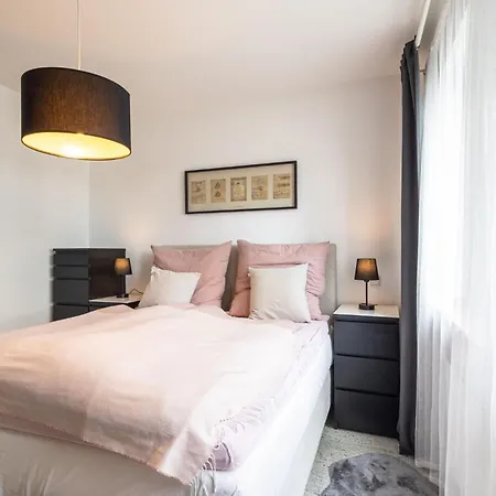 Rob's - Zentrale Design-suite Am Opernplatz, 2 Zimmer, 2 Baeder Und Top-ausstattung Appartamento *