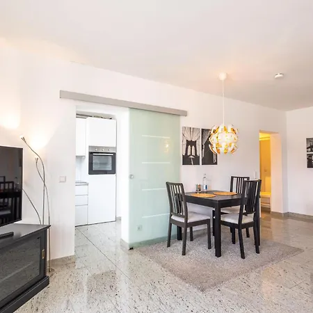 Rob's - Zentrale Design-suite Am Opernplatz, 2 Zimmer, 2 Baeder Und Top-ausstattung Essen