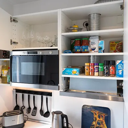 Appartamento Rob's - Zentrale Design-suite Am Opernplatz, 2 Zimmer, 2 Baeder Und Top-ausstattung *