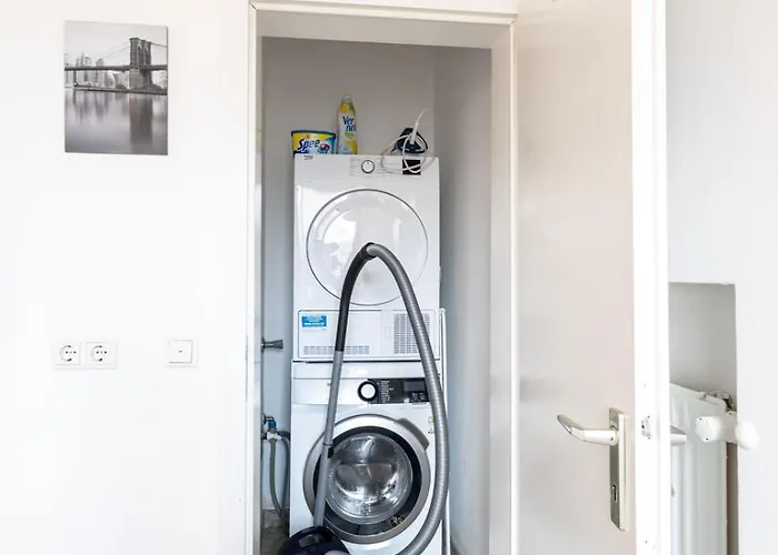 Rob's - Zentrale Design-suite Am Opernplatz, 2 Zimmer, 2 Baeder Und Top-ausstattung *