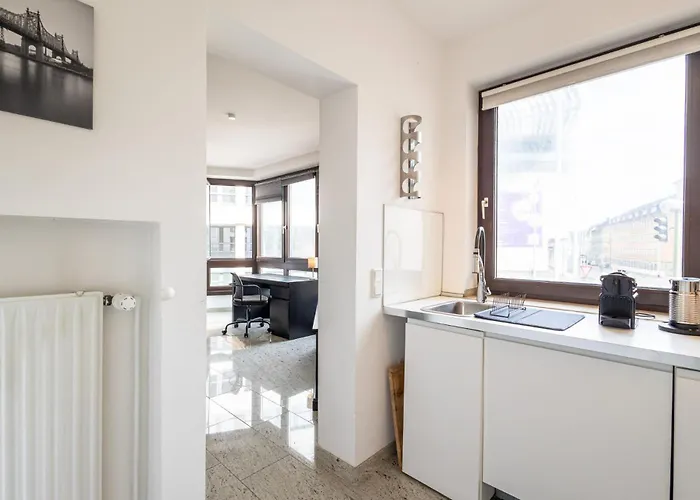 Rob's - Zentrale Design-suite Am Opernplatz, 2 Zimmer, 2 Baeder Und Top-ausstattung 埃森