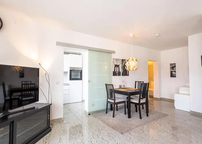 Rob's - Zentrale Design-suite Am Opernplatz, 2 Zimmer, 2 Baeder Und Top-ausstattung Essen