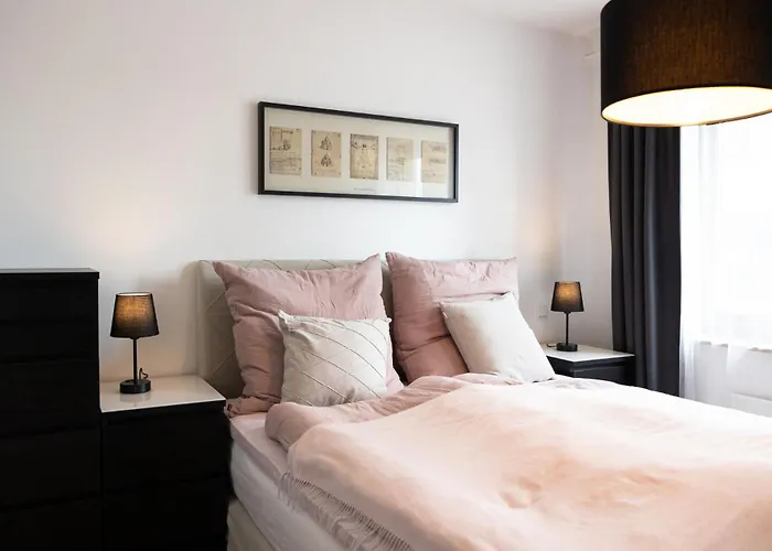 Rob's - Zentrale Design-suite Am Opernplatz, 2 Zimmer, 2 Baeder Und Top-ausstattung