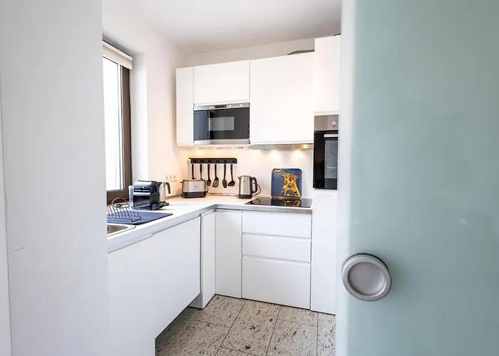 Rob's - Zentrale Design-suite Am Opernplatz, 2 Zimmer, 2 Baeder Und Top-ausstattung Lejlighed *